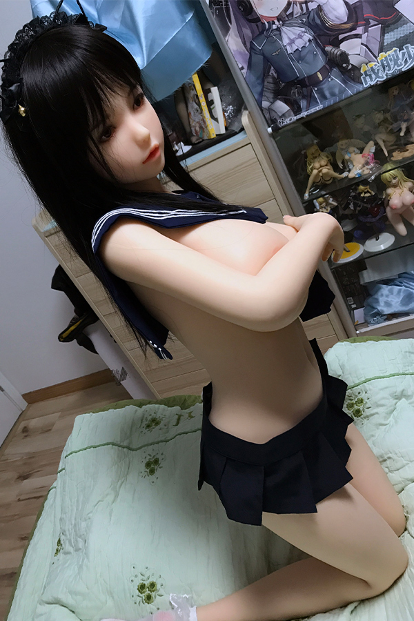 3 125cmラブドール「芙未」:童顔セーラー服、TPE素材、リアル血管、可動指、音声対話機能搭載、製品紹介.