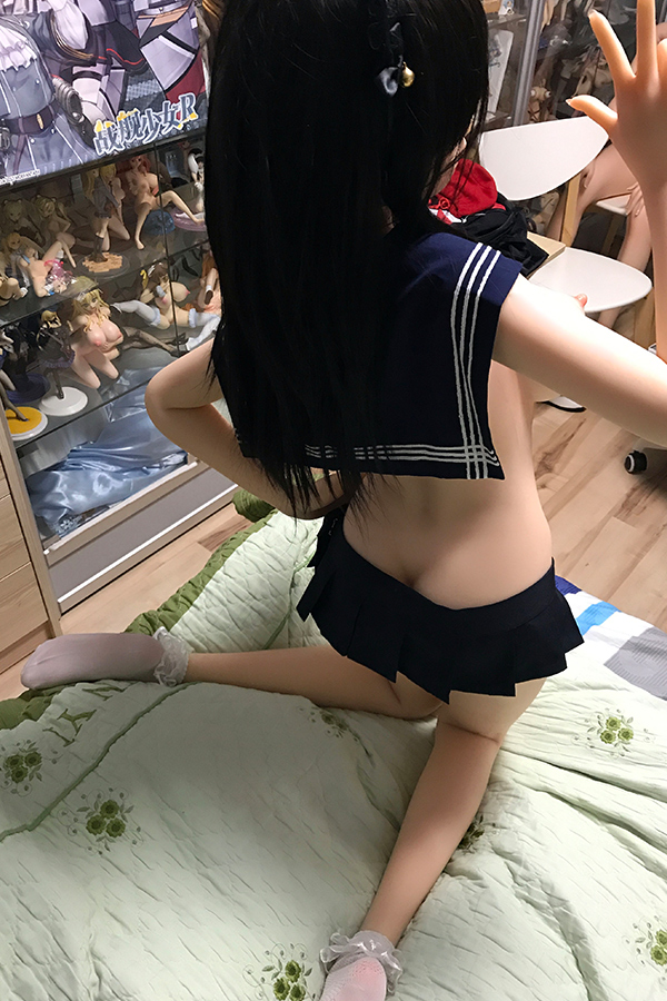 5 125cmラブドール芙未:童顔セーラー服、TPE素材、リアル血管、可動指、製品紹介ページ.