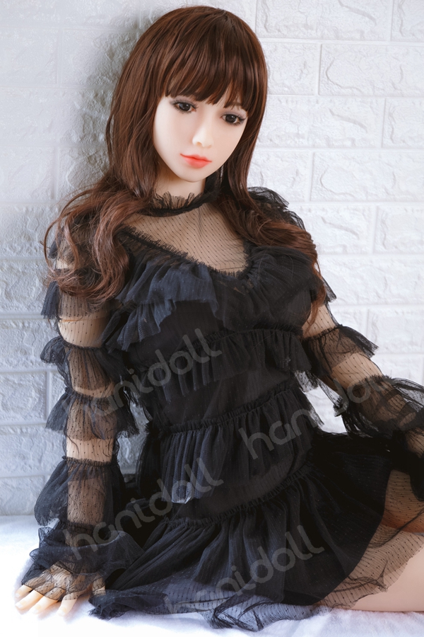 IMG_3844 148cm 西欧里ラブドール、黒レースドレス着用。製品紹介ページ用。.