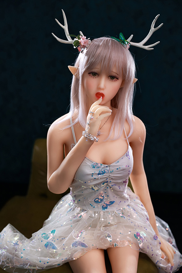 150cm 小胸リアルTPEドール - 鹿角をかぶった美女 桜子 150cm 小胸リアルTPEドール - 鹿角をかぶった美女 桜子